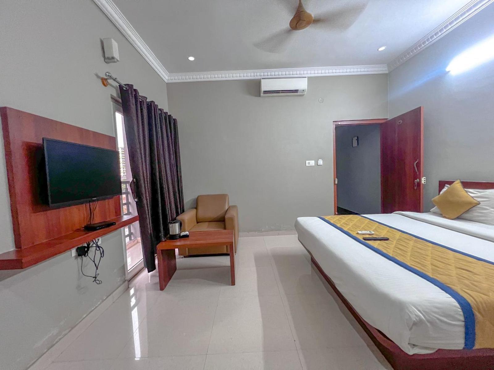 Hotel Gateway Suites Bangalore Airport Yelahanka Exterior photo